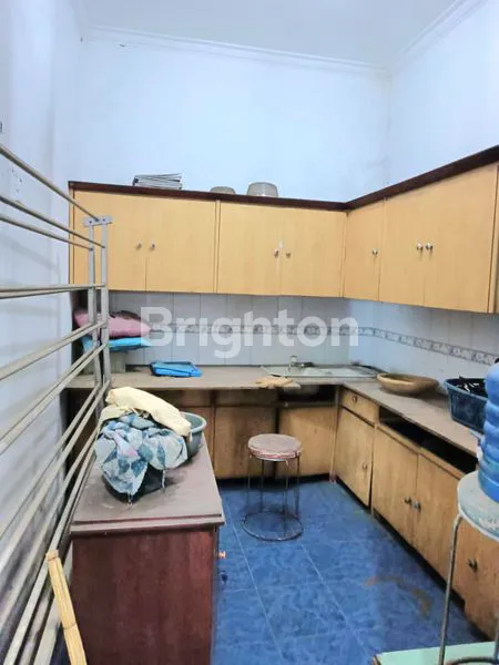 image RUMAH 3 LANTAI 260 M² DI ANDIR, DEKAT BRAGA (6)