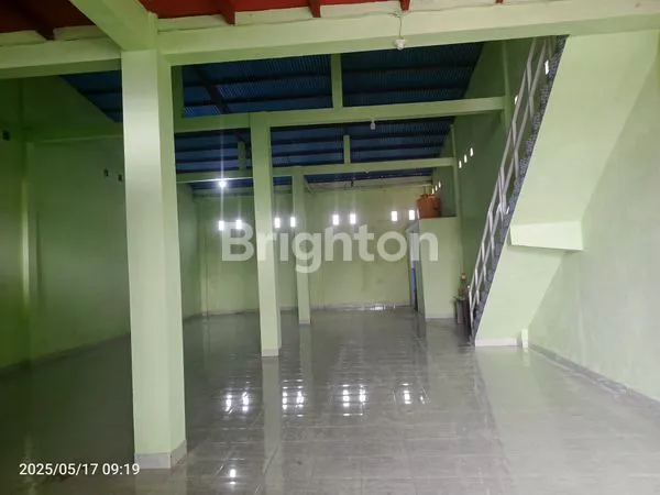 image RUKO  0 JALAN DENGAN PARKIRAN LUAS (6)