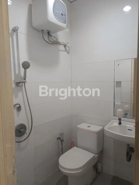 image RUMAH CANTIK, TERAWAT SIAP HUNI DI BSD TANGSEL (7)