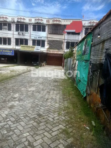 RUKO 3 LANTAI FULL KRAMIK AREA PASAR PAGI SOEKARNO HATTA