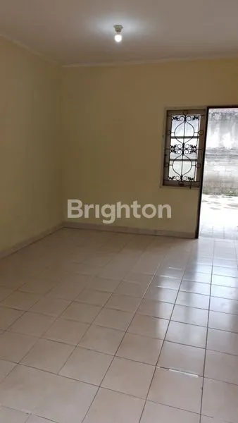 image DISEWA RUMAH DI KOTA DELTAMAS CIKARANG DEKAT AEON MALL (2)