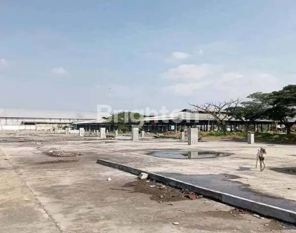 image TANAH POTENSIAL UNTUK GUDANG-PABRIK-PARKIRAN KENDARAAN BESAR SIAP PAKAI SUDAH DICOR BETON AREA TAMBAK OSOWILANGUN BENOWO SURABAYA (1)