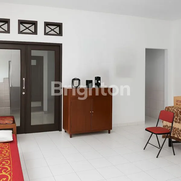 image RUMAH 3 LANTAI DI PEJATEN, 4 KT 4 KM (3)