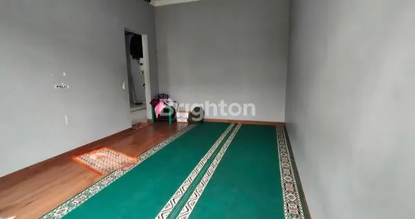 image POM BENSIN CIBADAK RAMAI PINGGIR JALAN (5)