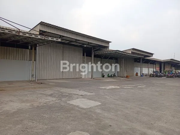 image GUDANG SIAP PAKAI LOKASI STRATEGIS PINGGIR JALAN RAYA, KADU JAYA, TANGERANG (1)