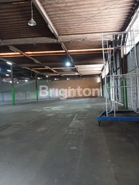 image GUDANG SIAP PAKAI LOKASI STRATEGIS PINGGIR JALAN RAYA, KADU JAYA, TANGERANG (5)
