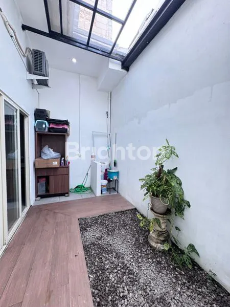 image 5 MENIT KE UPN, GUNUNG ANYAR SEMI FURNISHED (8)