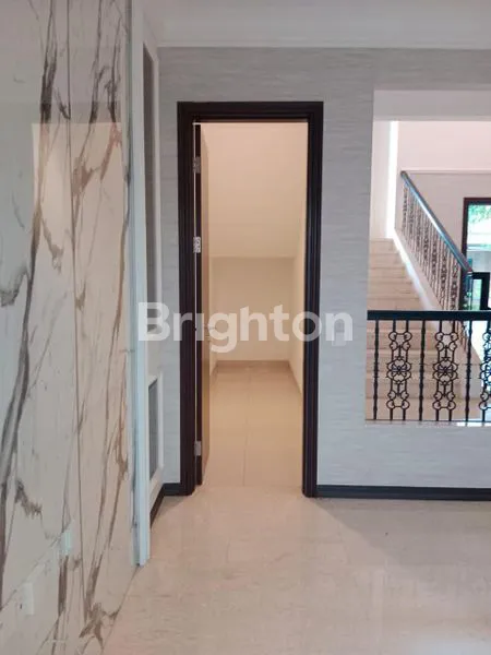 image DIJUAL RUMAH MEWAH BSD CLUSTER JADEITTE (7)