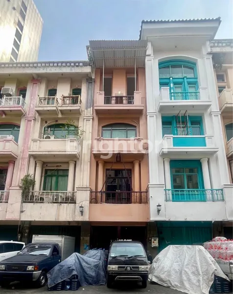 image RUKO SENTRA FORTUNA 4 LANTAI, STRATEGIS, PUSAT KOTA AREA PARKIR LUAS (1)