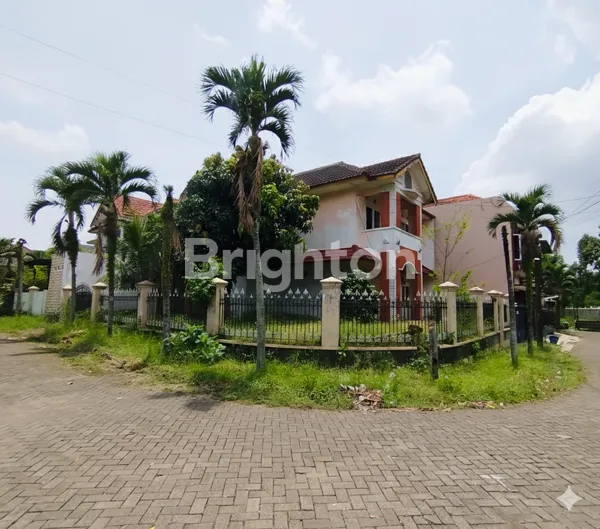 image RUMAH HOOK STRATEGIS 160M DARI JALAN RAYA SOEKARNO HATTA (8)