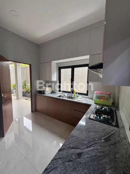 image BRAND NEW LUXURY HOME TAMAN EDELWEIS BSD (6)