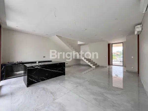 image HUNIAN PREMIUM HANYA ADA 15 UNIT DI UMALAS (6)