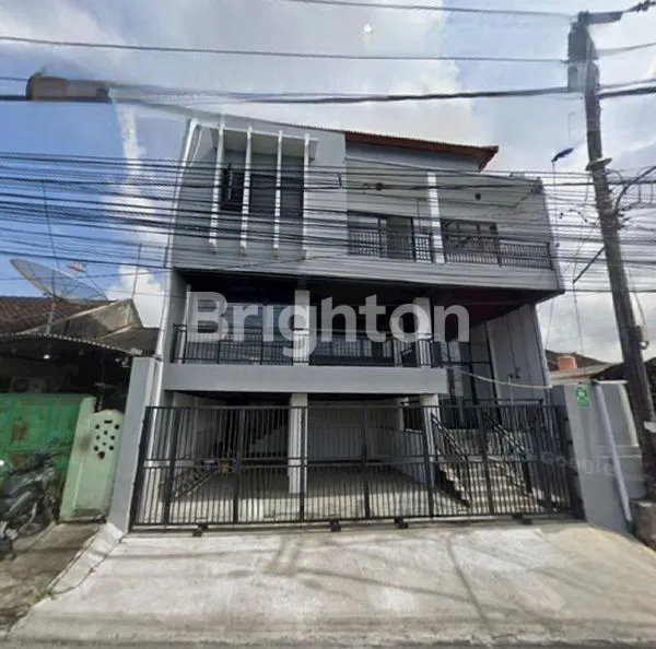 image \UD83C\UDFE1 DISEWAKAN RUMAH MEWAH – LOKASI STRATEGIS & SIAP HUNI!\N (1)