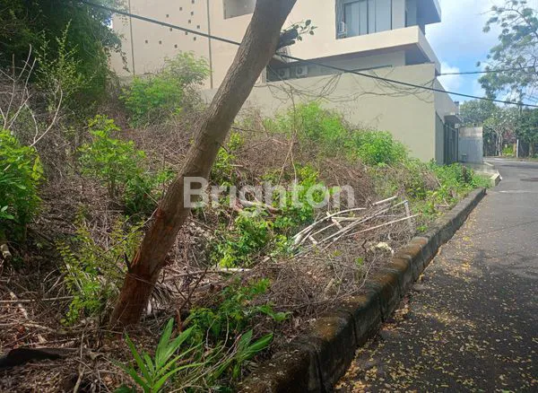 image TANAH 324 M2, SIAP BANGUN DI AREA MUMBUL, HANYA 10 MENIT KE KAWASAN PARIWISATA NUSA DUA (3)