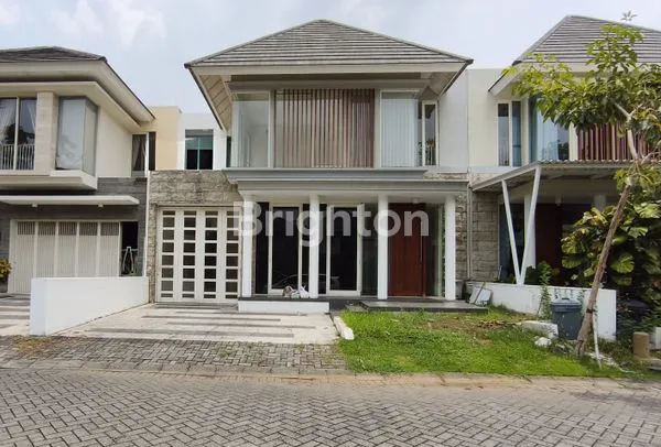 RUMAH 2 LANTAI SIAP HUNI KOSONGAN GREENLAKE CITRALAND
