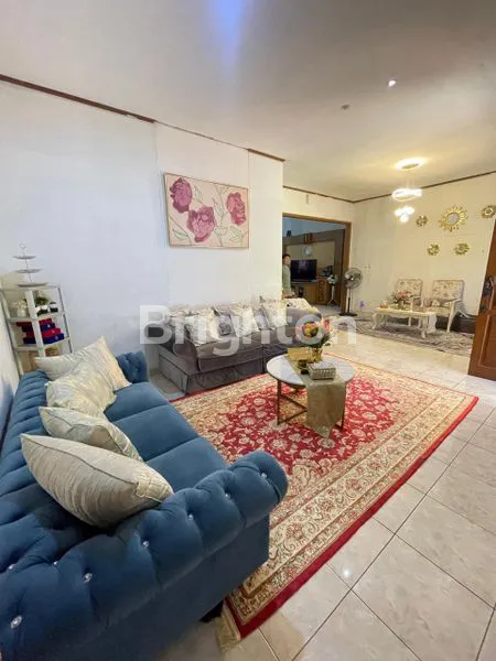 image RUMAH LUAS SIAP HUNI DI CIRENDEU LT 500 M2 6+2 KAMAR DESAIN CLASIC MODERN   GARASI 2 MOBIL, HUNIAN TENANG, SIAP HUNI (3)