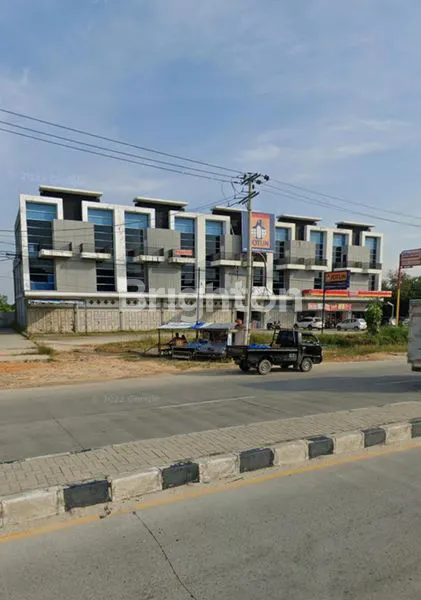 image RUKO GANDENG 3 PINTU STRATEGIS DI HR. SOEBRANTAS DEKAT KAMPUS DAN RS (1)