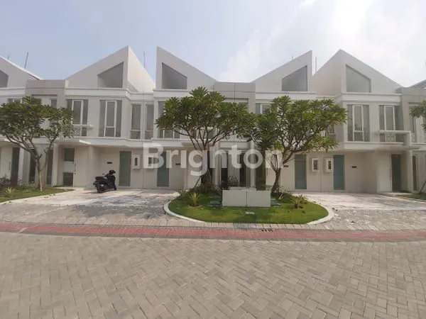 image RUMAH 2 LANTAI  GRAND PAKUWON TANDES SURABAYA BARAT (1)