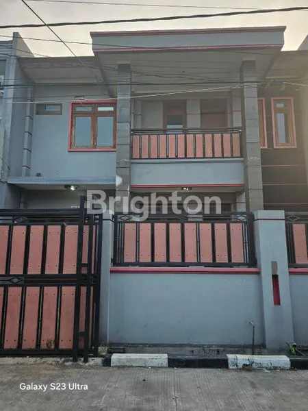 image DIJUAL RUMAH 2 LANTAI DI BEKASI (1)