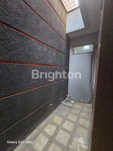 image DIJUAL RUMAH 2 LANTAI DI BEKASI (7)