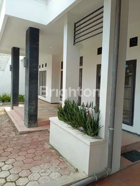 image RUMAH RUNGKUT ASRI (1)