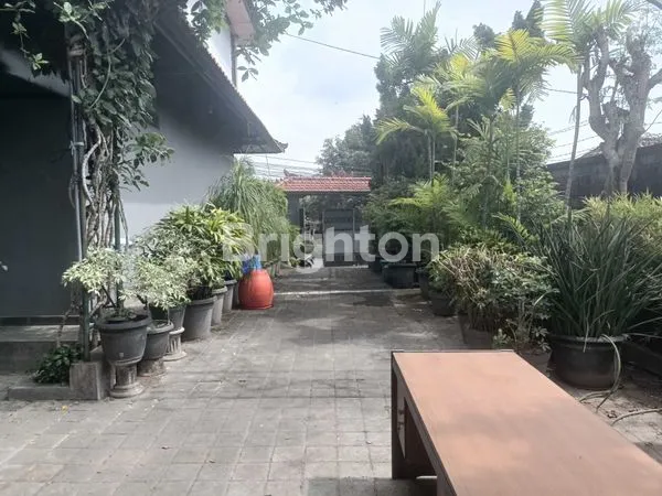 image RUMAH RUKO RUANG USAHA LUAS DAN STRATEGIS. (4)