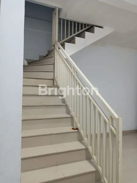 image HUNIAN NYAMAN 3KT DI PERUMAHAN GRIYA WISATA (5)