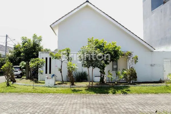 image RUMAH HOOK VALENCIA GARDEN GEDANGAN, MURAH SIAP HUNI (3)