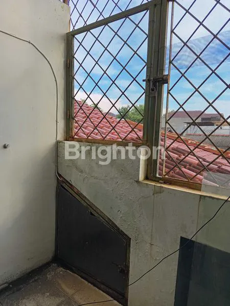 image RUMAH TENGAH KOTA LOKASI JALAN GALUNGAN SEMARANG BARAT (2)