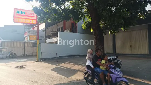 image RUKO GANDENG SIAP HUNI STRATEGIS CIRACAS JAKARTA TIMUR (2)