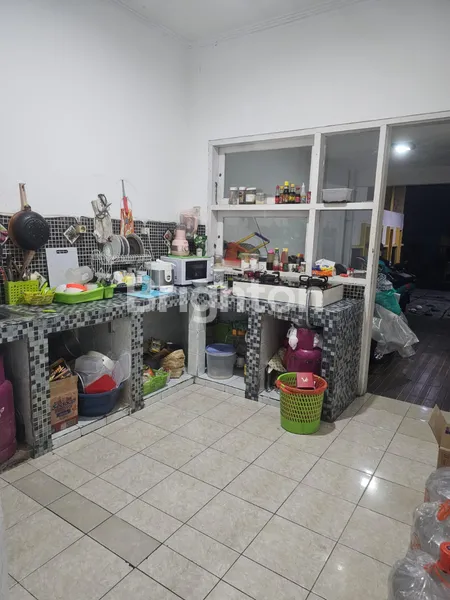 image DIJUAL CEPAT HUNIAN NYAMAN FULL FURNISH DI DELTASARI SIDOARJO (4)