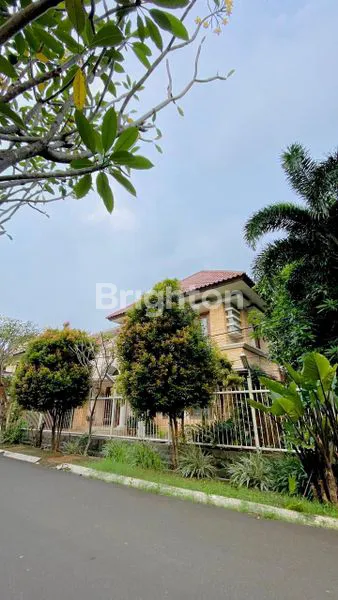 image RUMAH DI SEKTOR 1 BINTARO, TANGERANG SELATAN\\N (8)