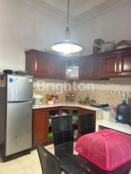 image RUMAH ISTIMEWA DI KOMPLEK KIARA SARI ASRI - BUAH BATU (6)