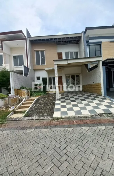 image RUMAH IMPERIAL PALM BEACH PAKUWON CITY (1)