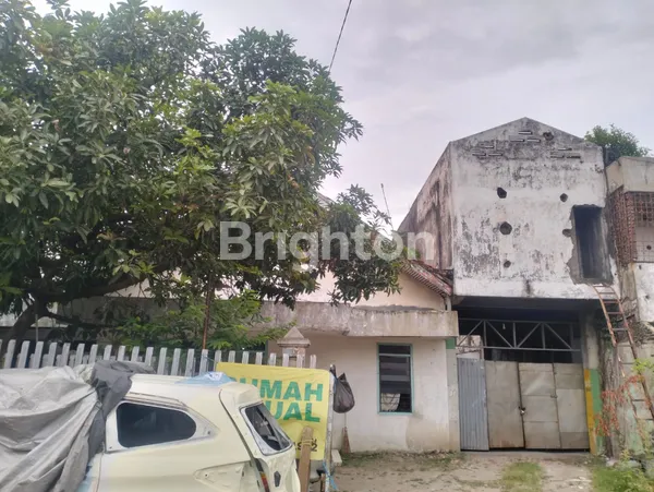 image FOR SALE – TURUN HARGA SPESIAL RUMAH + KOST DENGAN LAHAN LUAS  LOKASI STRATEGIS DI RUNGKUT, SURABAYA (3)