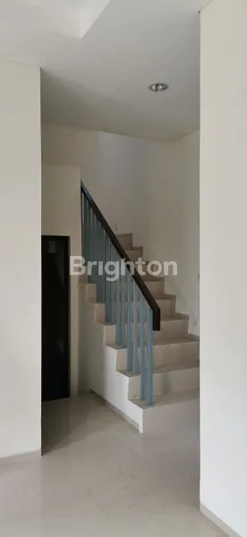 image RUMAH FIRST STONE KONDISI BAGUS SIAP HUNI TANGERANG - BANTEN\N (5)