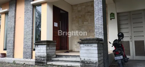 image HUNIAN STRATEGIS 4KT DEKAT LIVING WORLD (3)