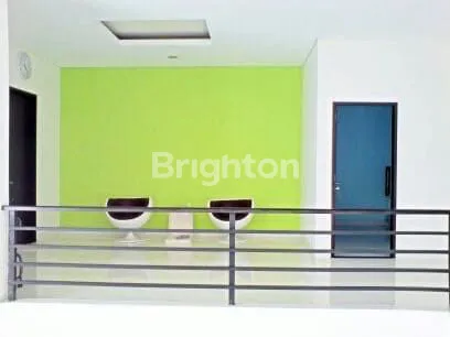 image HUNIAN STRATEGIS 4KT DEKAT LIVING WORLD (5)