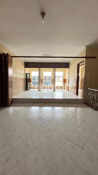 image RUMAH 2 LANTAI LT 233M² DI BATU (6)