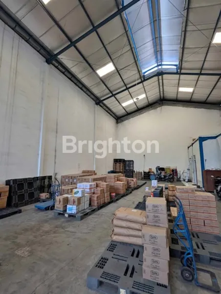 image PERGUDANGAN RITZGATE ROW JALAN SANGAT LUAS AKSES KONTAINER, SIAP PAKAI (2)