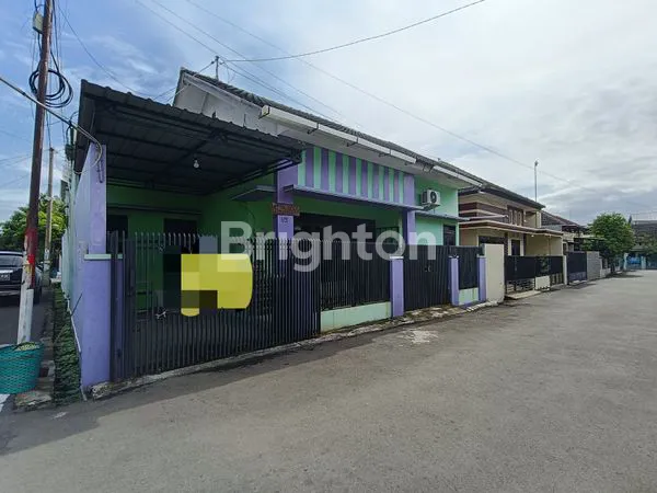 image RUMAH FULL FURNISH DI DALAM PERUMAHAN BELAKANG HOTEL ALANA (1)