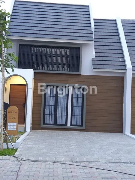 image RUMAH DESAIN AMERICAN STYLE. LOKASI DEKAT PUSAT KOTA SIDOARJO. (1)