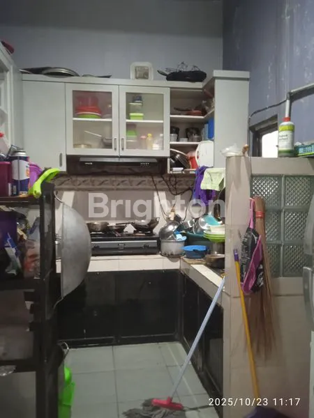 image RUMAH DISEWAKAN 2 LANTAI PINGGIR JALAN BESAR (4)