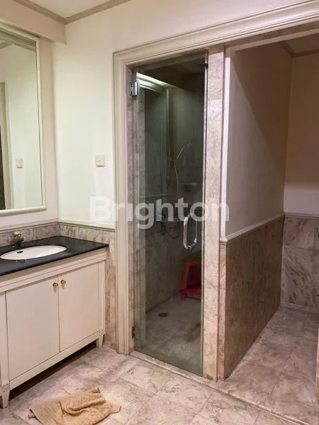 image APARTEMEN SUPER MEWAH PURI MATAHARI DGN FASILITAS LENGKAP DEKAT DENGAN CIPUTRA MALL, PAKUWON MALL, SMA PETRA PATUNG KUDA, HARTONO ELEKTRONIK, NATIONAL HOSPITAL, SUPERMARKET PAPAYA, HOKKY (6)