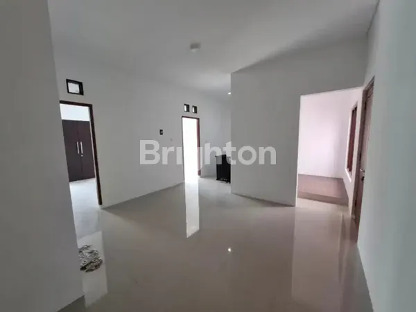 image RUMAH THE GAYUNGSARI (8)