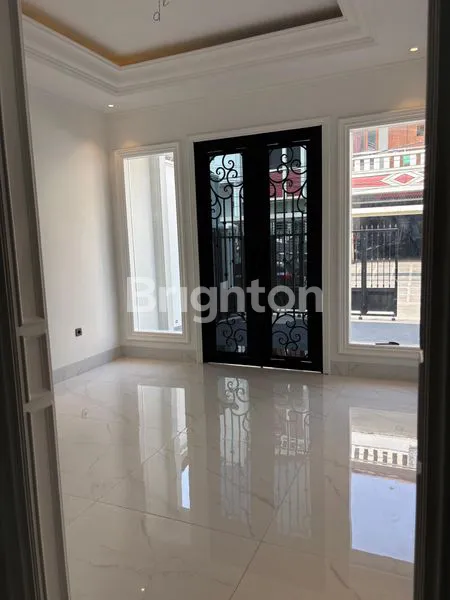 image DI JUAL CEPAT RUMAH BARU MINIMALIS 2 LANTAI, MEWAH DAN SIAP HUNI DI CEMPAKA PUTIH JAKARTA PUSAT.  (4)