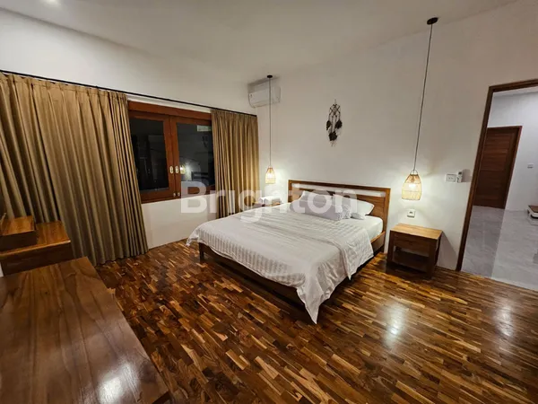 image SEWA VILLA CANGGU, DI BERAWA - MODERN 3 KAMAR TIDUR  2 LANTAI DENGAN KOLAM RENANG | VS7258235 (5)