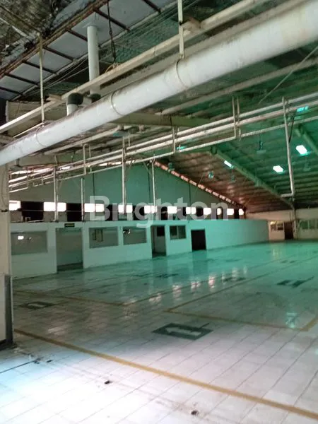image GUDANG EKS PABRIK GARMENT SIAP PAKAI, LOKASI STRATEGIS JALAN RAYA, KOTA TANGERANG (3)