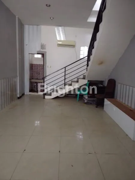 image RUKO STRATEGIS DI PANJAITAN, 140M² (1)