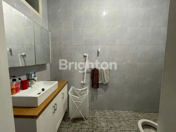 image INVESTASI RUKO 4+1 KT DEKAT UNIVERSITAS & PASAR DI PUSAT KOTA BANDUNG (6)